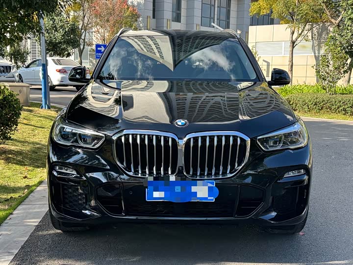 Фото 2 - BMW X5