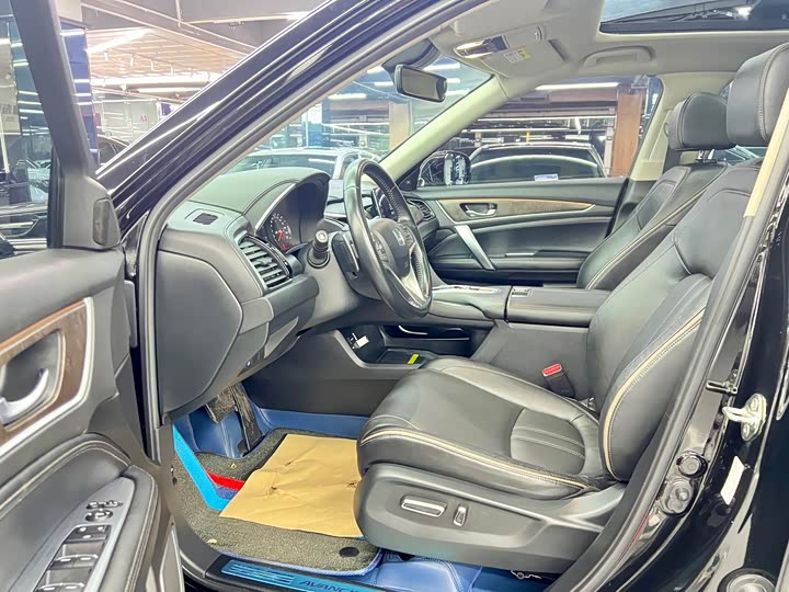 Фото 10 - Honda Avancier