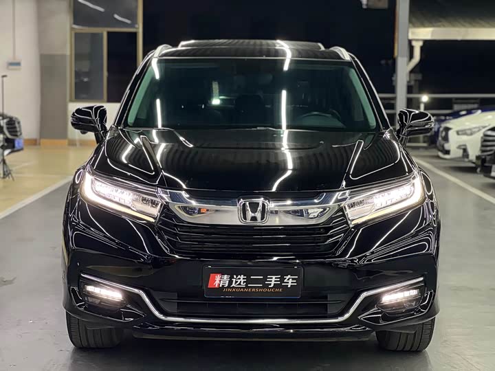 Фото 4 - Honda Avancier