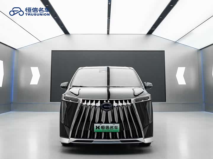 Фото 2 - GAC Trumpchi E9