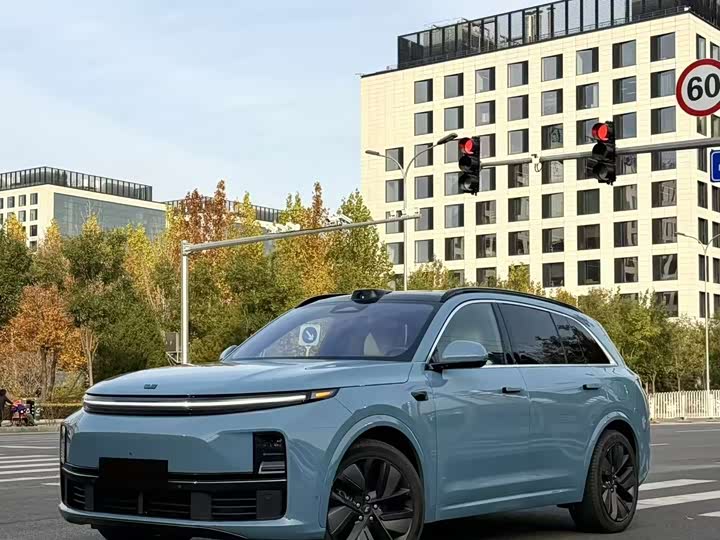 Фото 1 - LiXiang L7