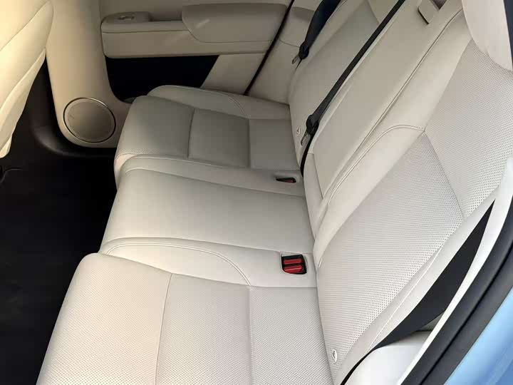 Фото 13 - LiXiang L7