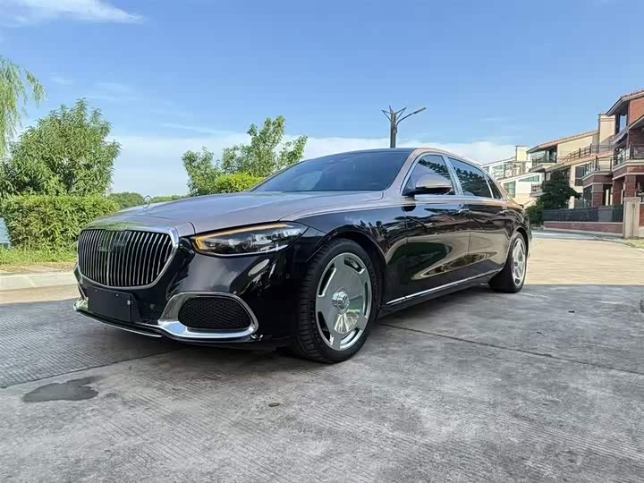 Фото 1 - Mercedes-Benz Maybach S-Class