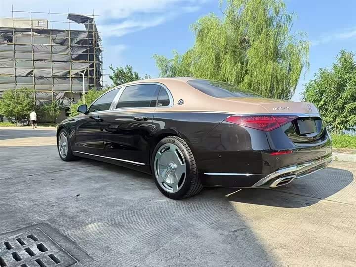 Фото 8 - Mercedes-Benz Maybach S-Class