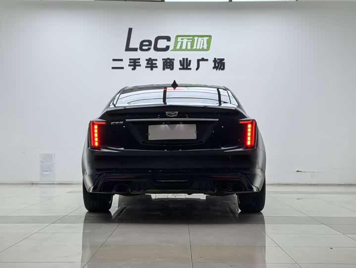 Фото 6 - Cadillac CT5