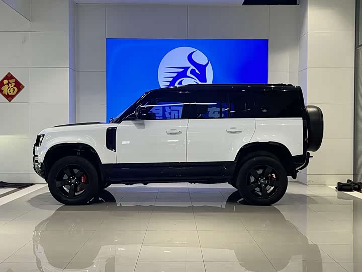 Фото 11 - Land Rover Defender