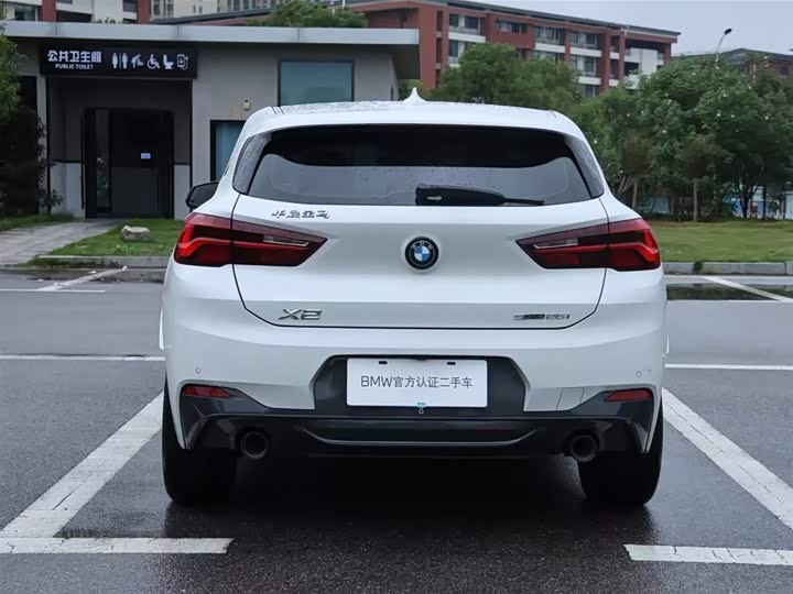 Фото 14 - BMW X2