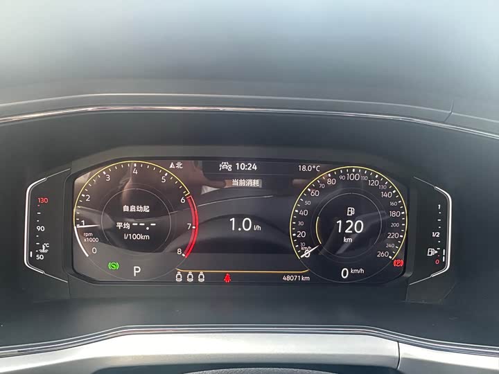 Фото 10 - Volkswagen T-Cross