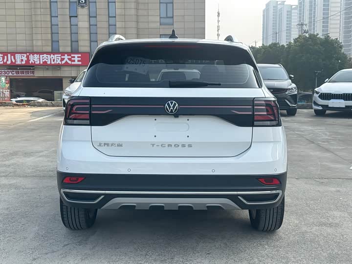 Фото 8 - Volkswagen T-Cross