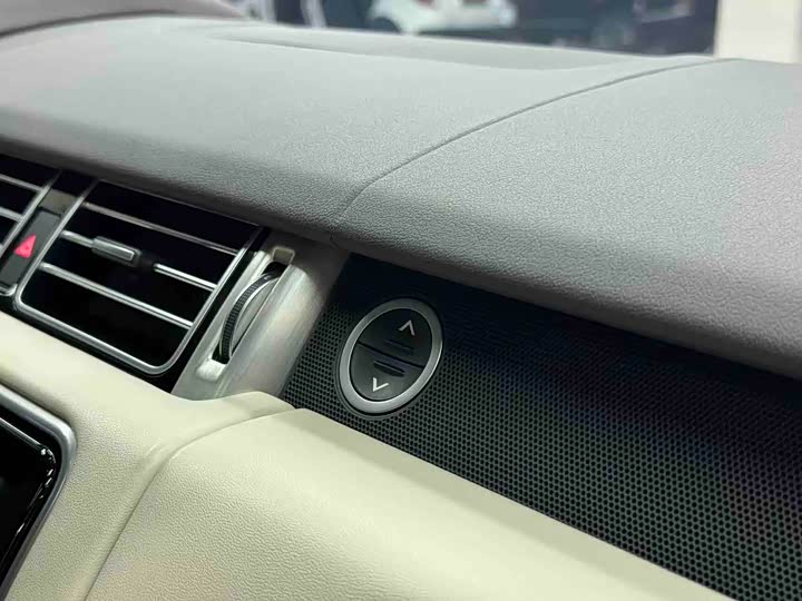 Фото 22 - Land Rover Range Rover