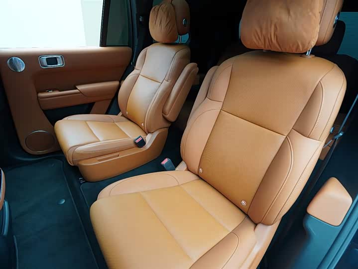 Фото 14 - LiXiang L8