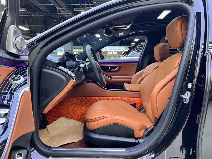 Фото 5 - Mercedes-Benz S-Class