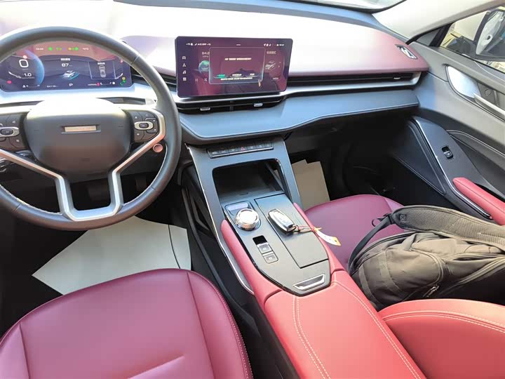 Фото 14 - Haval H6