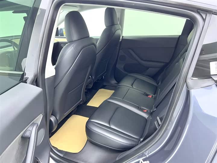 Фото 13 - Tesla Model Y