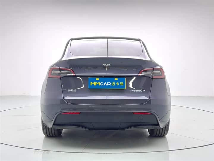Фото 4 - Tesla Model Y