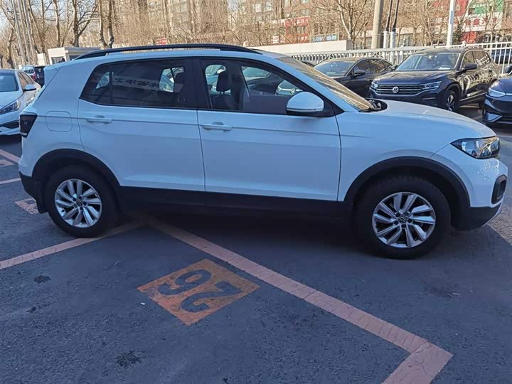 Фото 3 - Volkswagen Tacqua