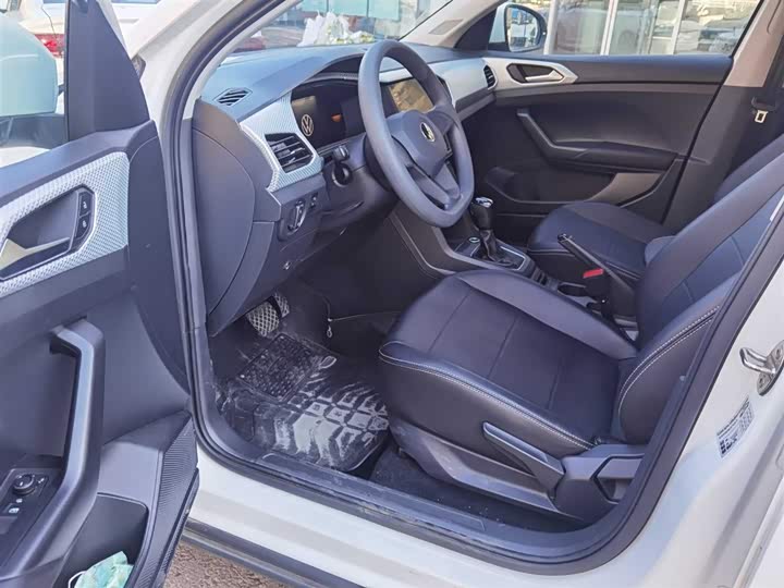 Фото 4 - Volkswagen Tacqua