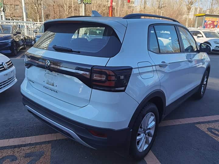 Фото 8 - Volkswagen Tacqua