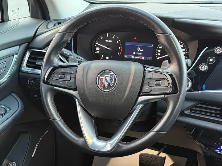 Фото 8 - Buick Enclave