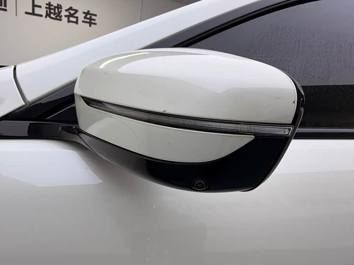 Фото 26 - BMW 8 Series