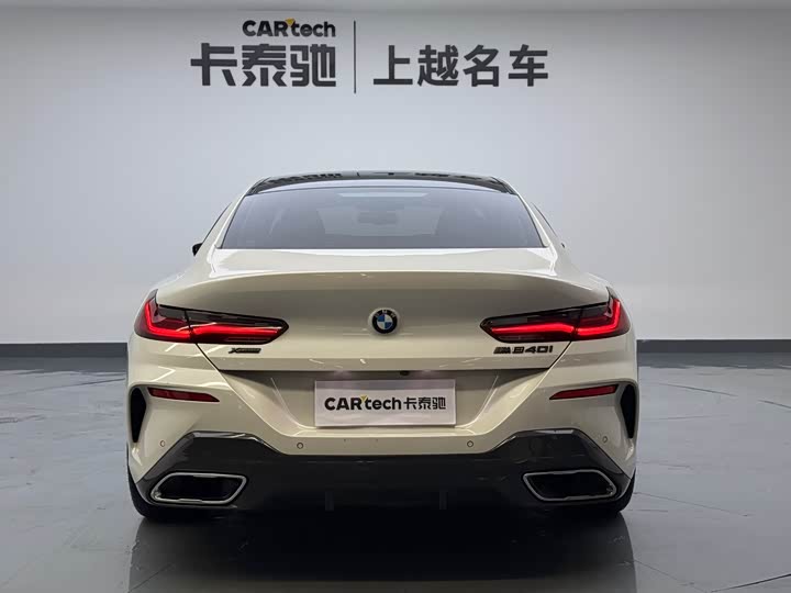 Фото 6 - BMW 8 Series