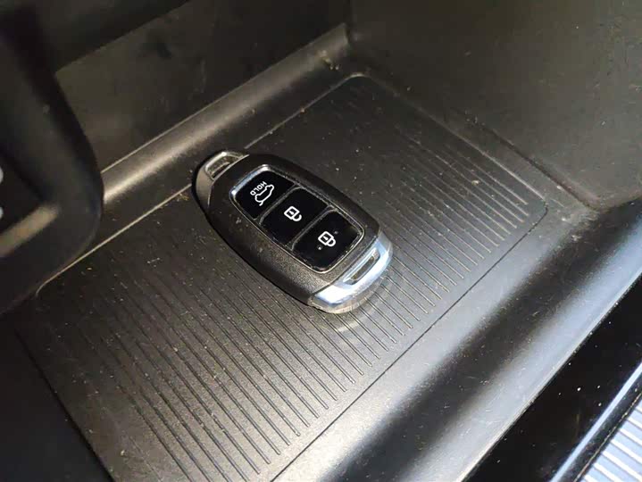 Фото 9 - Hyundai ix35 (Mufasa)