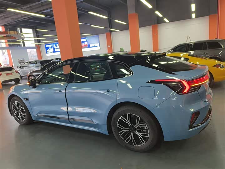 Фото 5 - Zeekr 001