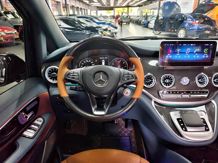 Фото 10 - Mercedes-Benz Vito