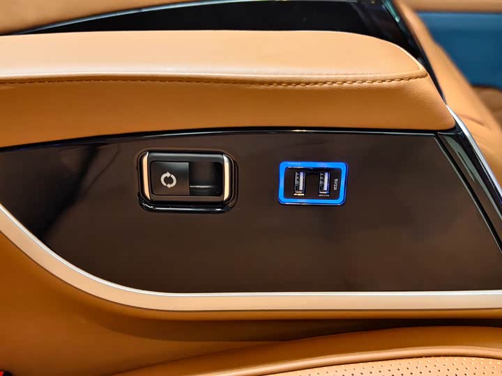 Фото 19 - Mercedes-Benz Vito