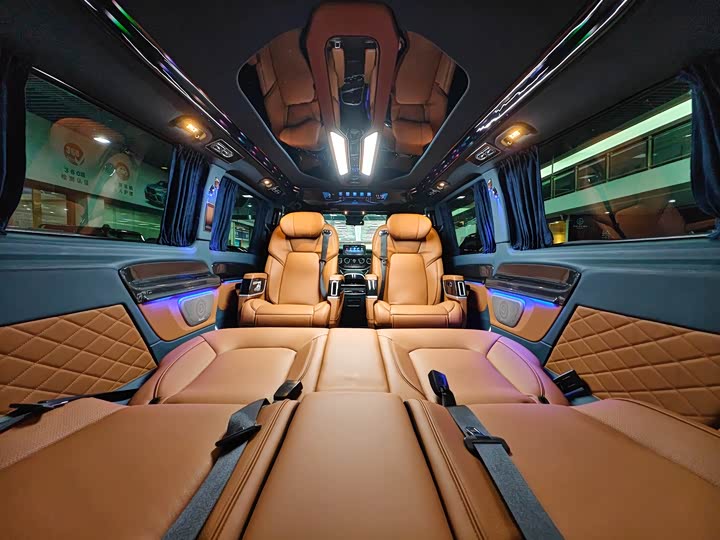 Фото 27 - Mercedes-Benz Vito