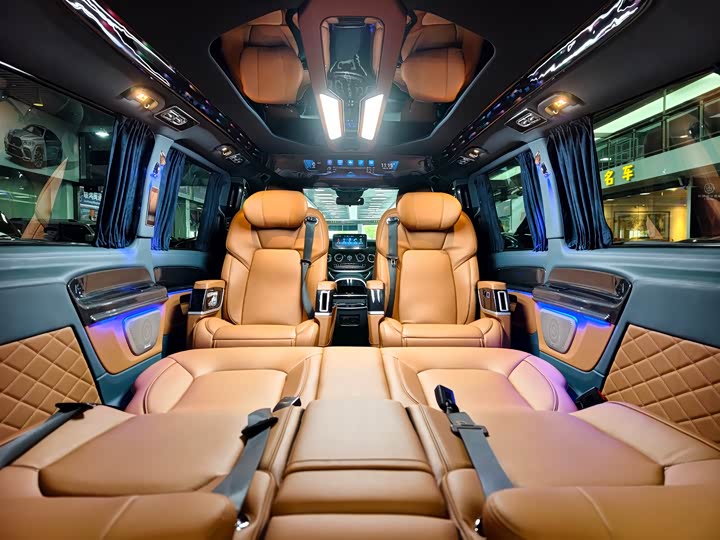 Фото 28 - Mercedes-Benz Vito