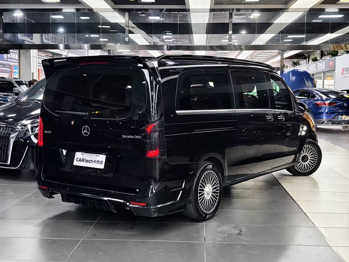 Фото 4 - Mercedes-Benz Vito