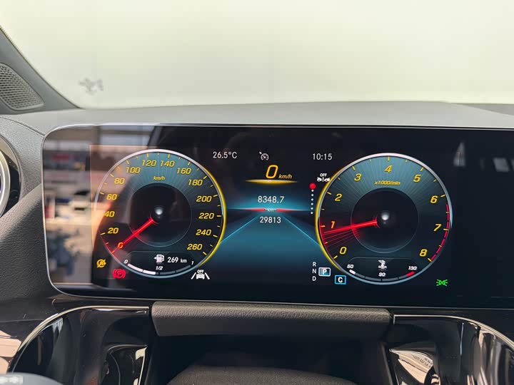 Фото 15 - Mercedes-Benz GLA-Class