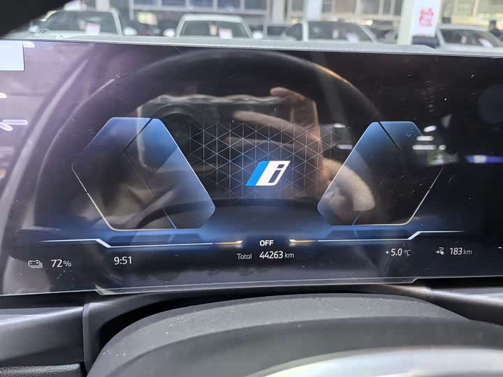 Фото 11 - BMW i3