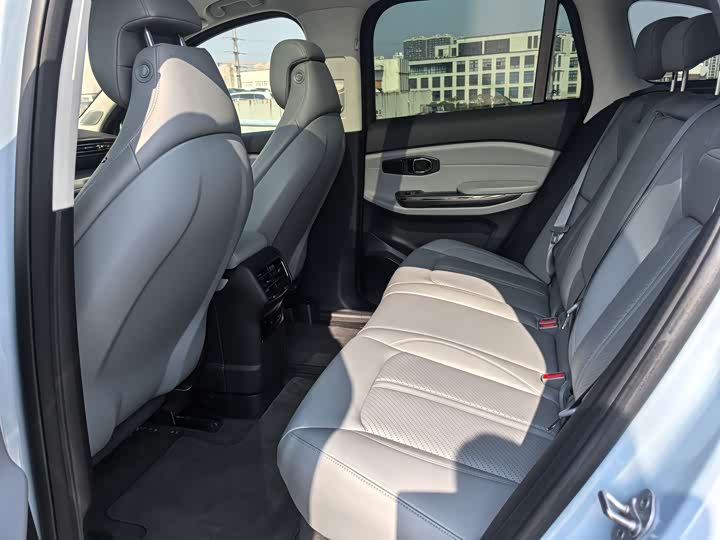 Фото 10 - Nio ES6