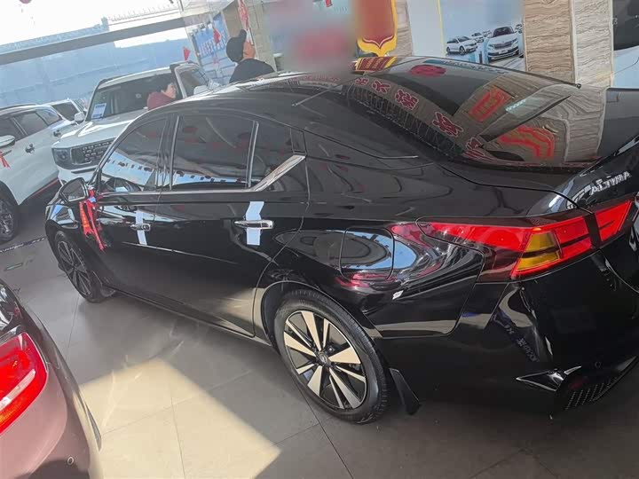 Фото 5 - Nissan Teana