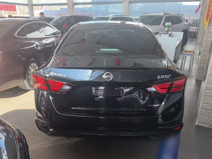 Фото 6 - Nissan Teana