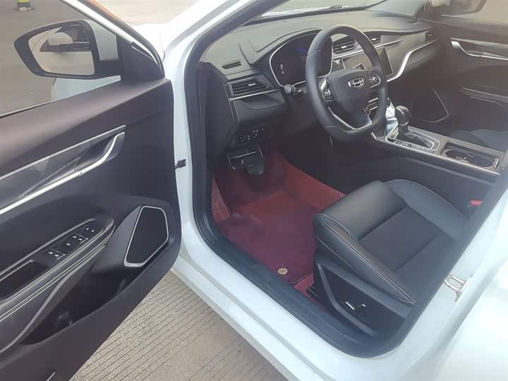 Фото 16 - Geely Binrui