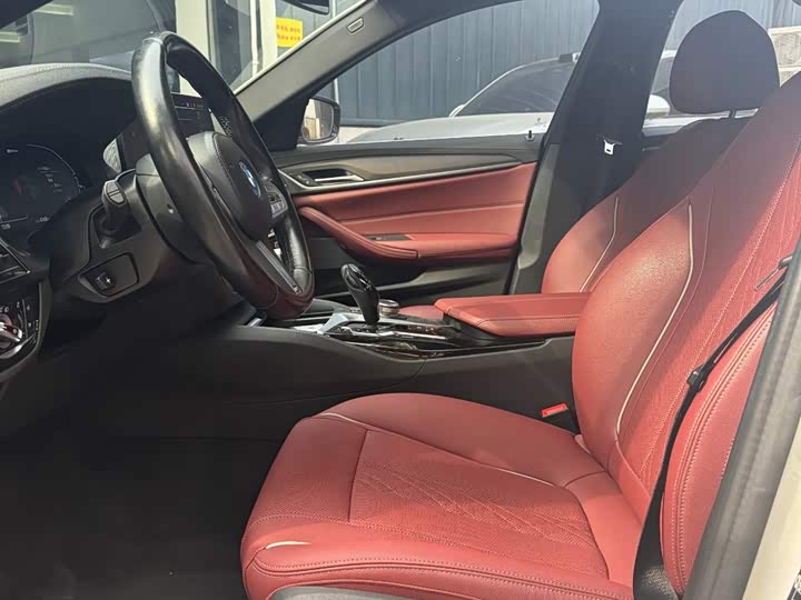 Фото 3 - BMW 5 Series Hybrid