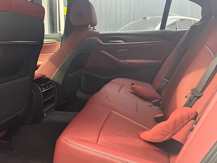 Фото 5 - BMW 5 Series Hybrid