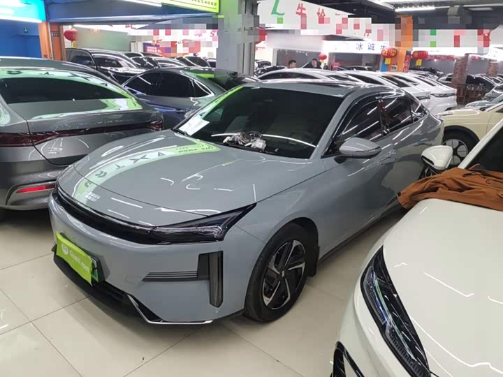 Фото 1 - Geely Galaxy L6