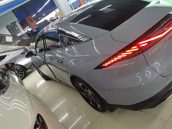 Фото 5 - Geely Galaxy L6