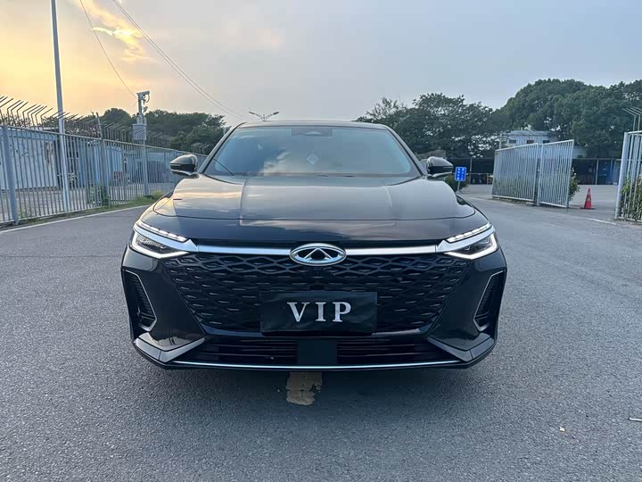 Фото 2 - Chery Arrizo 8