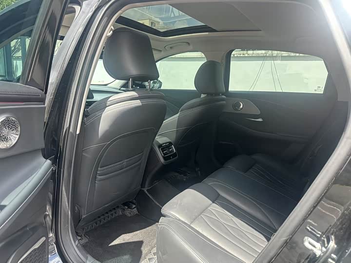 Фото 9 - Chery Arrizo 8