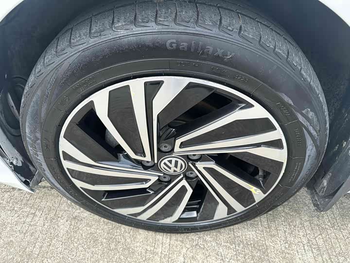 Фото 9 - Volkswagen Sagitar L