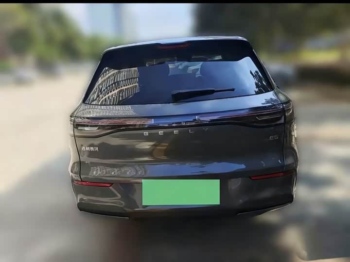 Фото 5 - Geely Galaxy E5