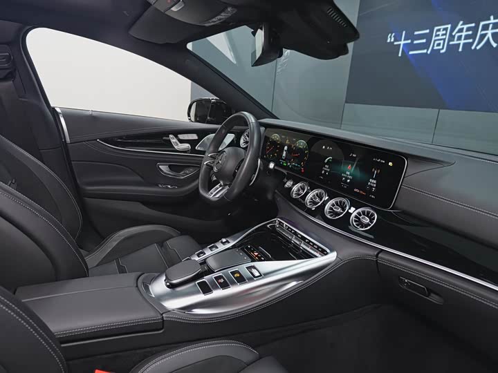 Фото 6 - Mercedes-Benz AMG GT