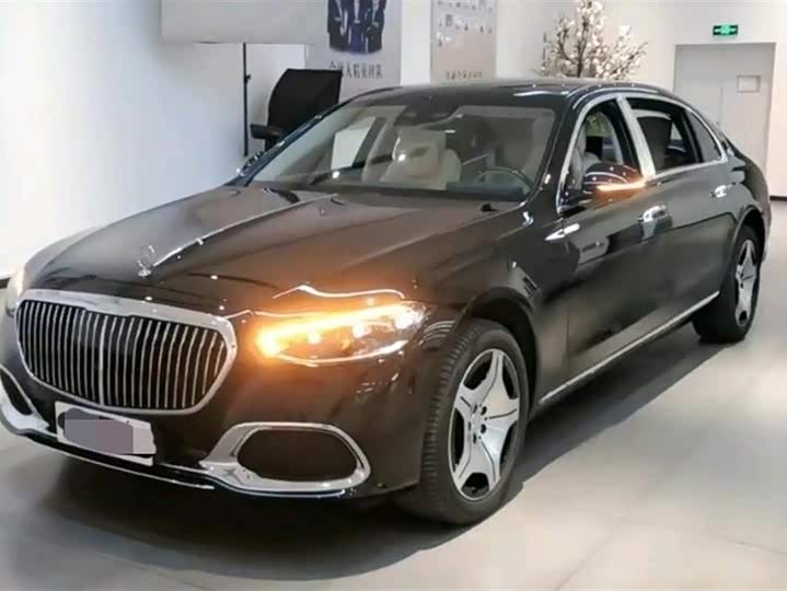 Фото 1 - Mercedes-Benz Maybach S-Class