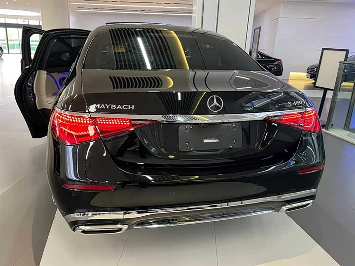 Фото 5 - Mercedes-Benz Maybach S-Class