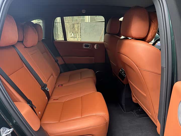 Фото 18 - LiXiang L6